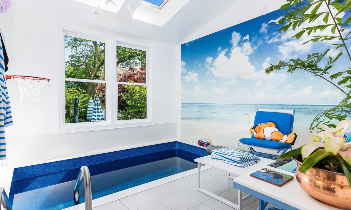 Evanston House | 1/2 mile to NU, 5min walk to Lake, Swim Spa pool
