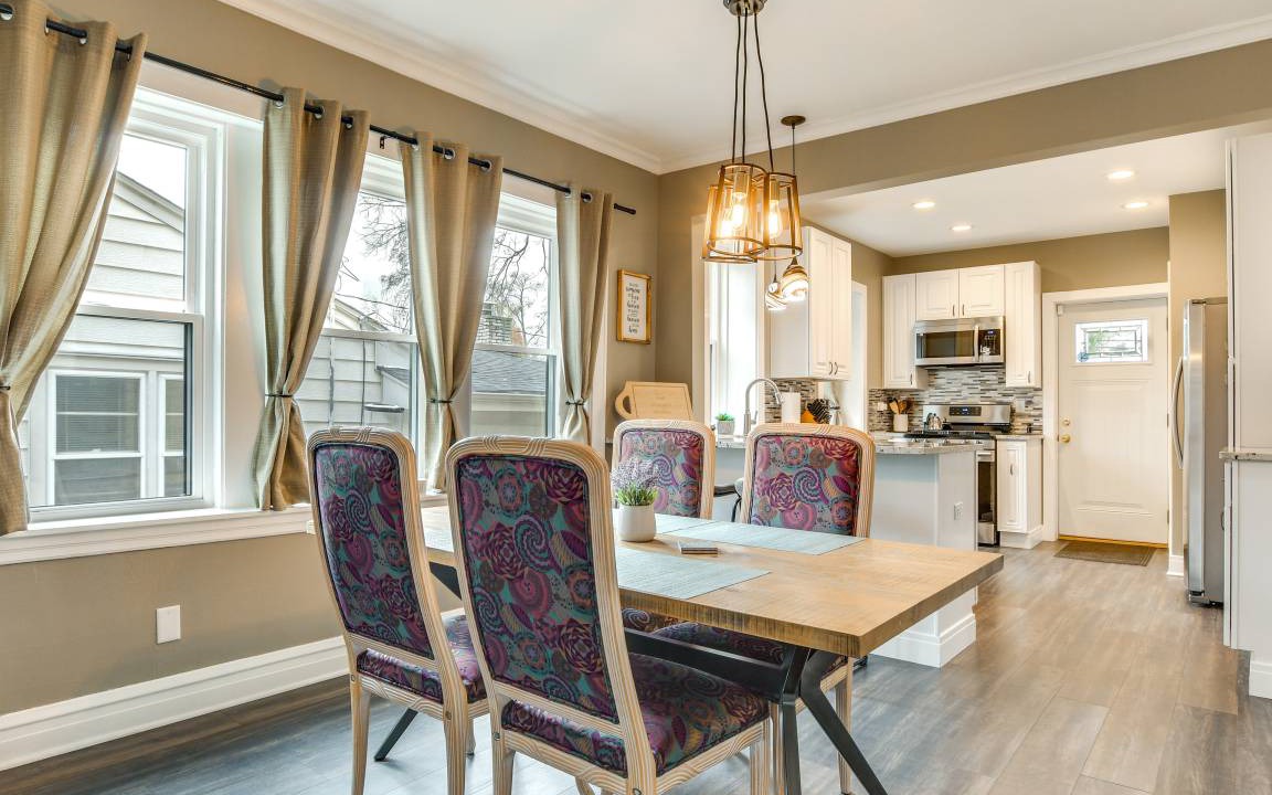 Evanston Apartment | 102 m² Apartment ∙ 2 bedrooms ∙ 7 guests