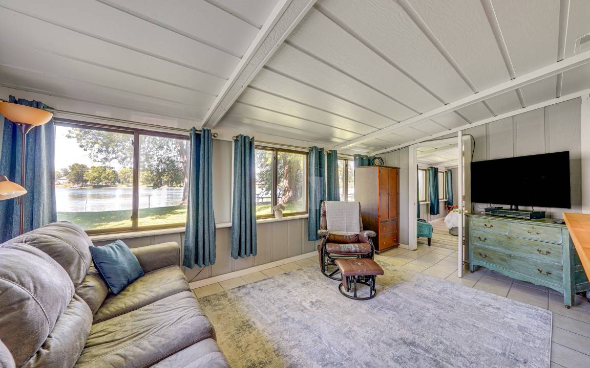 Dixon House | 111 m² House ∙ 2 bedrooms ∙ 6 guests
