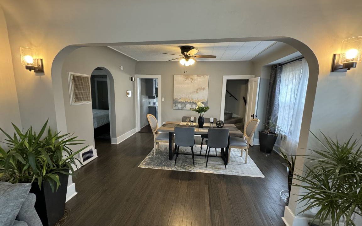 Des Plaines House | 149 m² House ∙ 4 bedrooms ∙ 10 guests