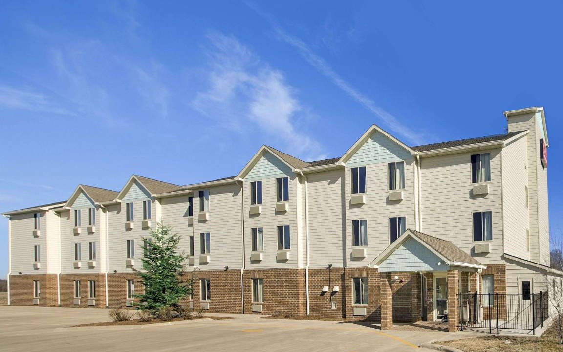 South Jacksonville Hotel | 19 m² Hotel ∙ 127 guests