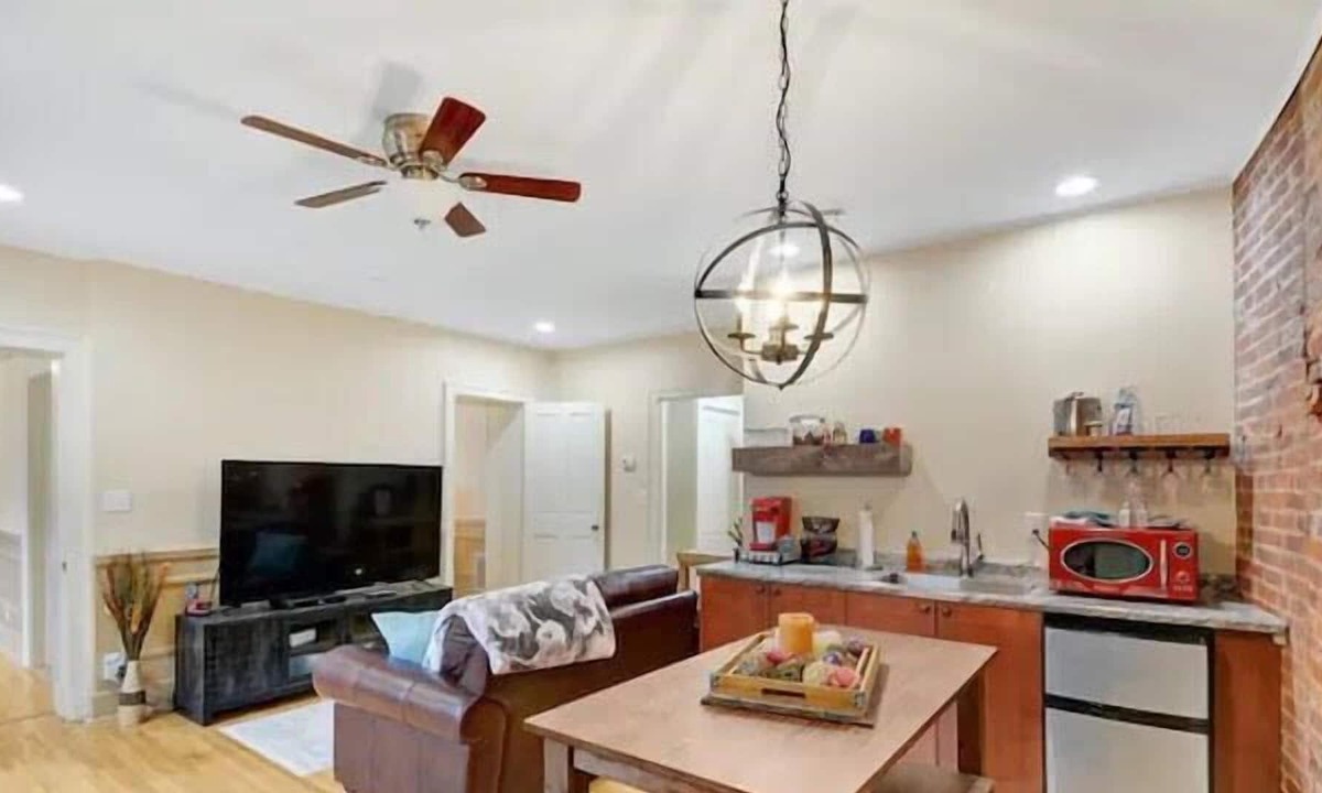 Galena Apartment | 2 Bedroom Apartment Downtown Galena