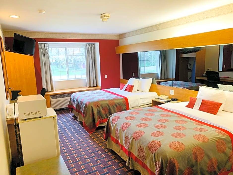 Bloomington Hotel | 2-Star Hotel ∙ Ramada Limited and Suites Bloomington