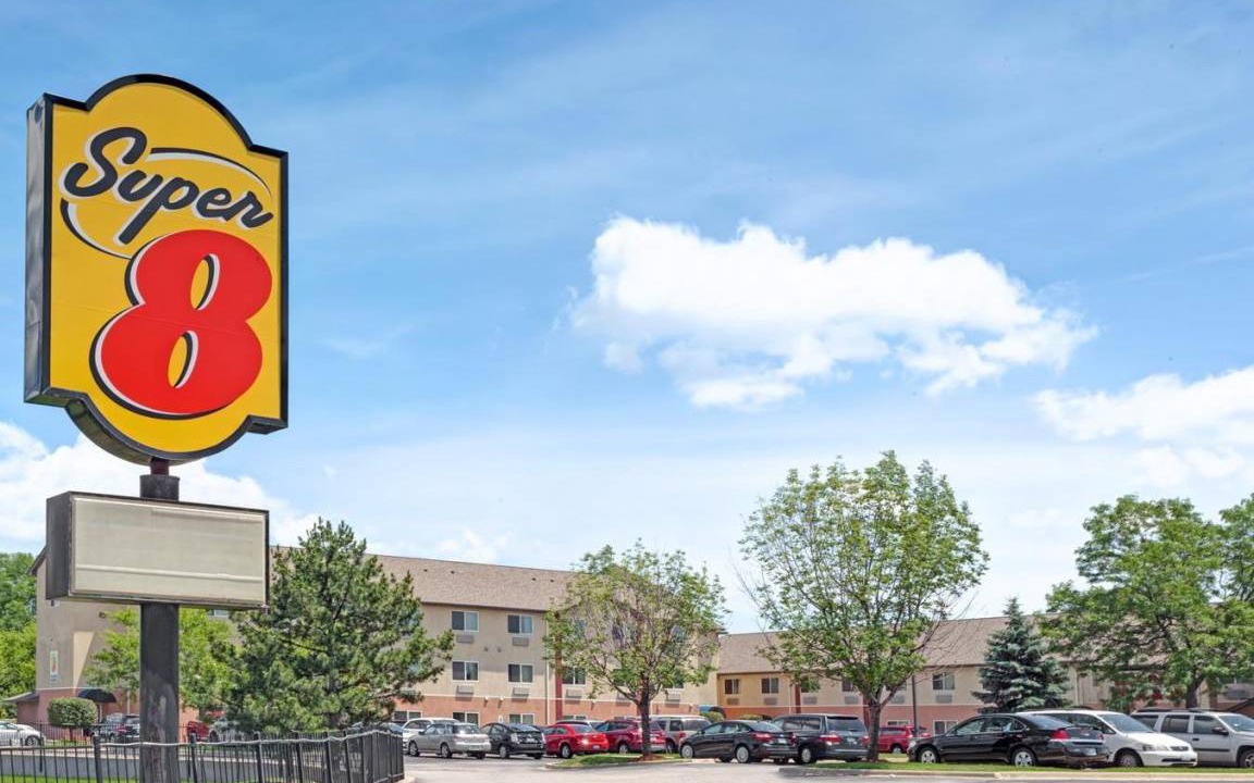Elk Grove Village Hotel | 25 m² Hotel ∙ 127 guests