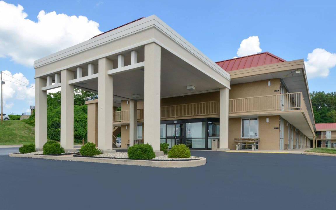 Collinsville Hotel | 25 m² Motel ∙ 127 guests