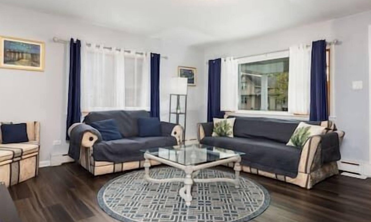 Crete Apartment | 2BR+Office Apt. Chicago South Suburbs Near Indiana