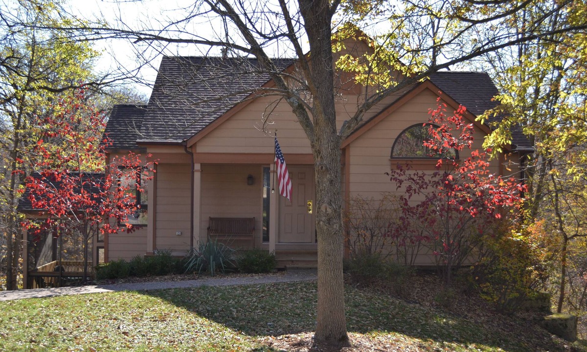 The Galena Territory House | 3+ Bedroom, 3 bath house in The Galena Territory.