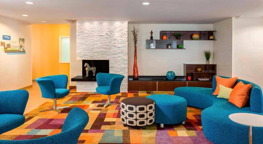 Naperville Hotel | 30 m² Hotel ∙ 127 guests