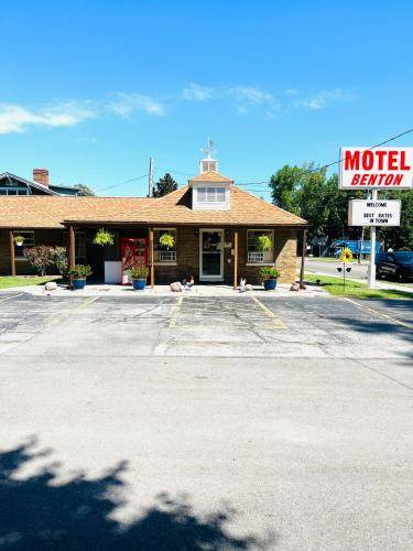 Benton Hotel | 33 m² Hotel ∙ 6 guests