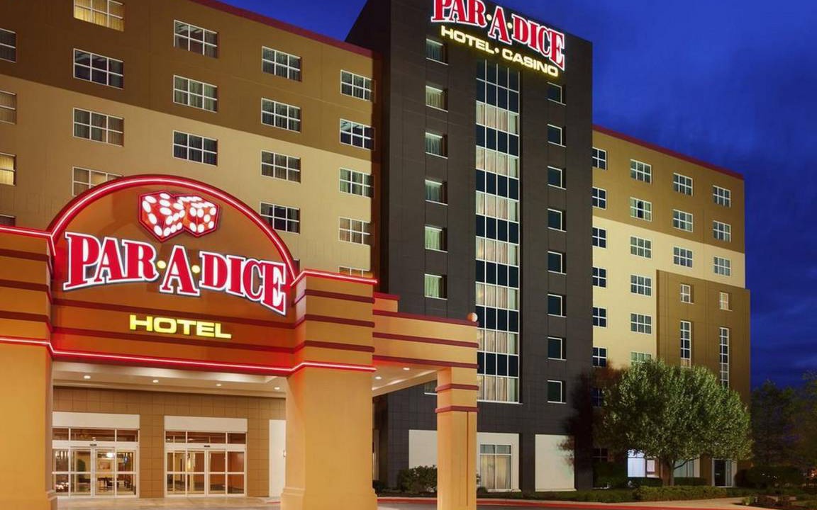 East Peoria Resort | 33 m² Resort ∙ 127 guests