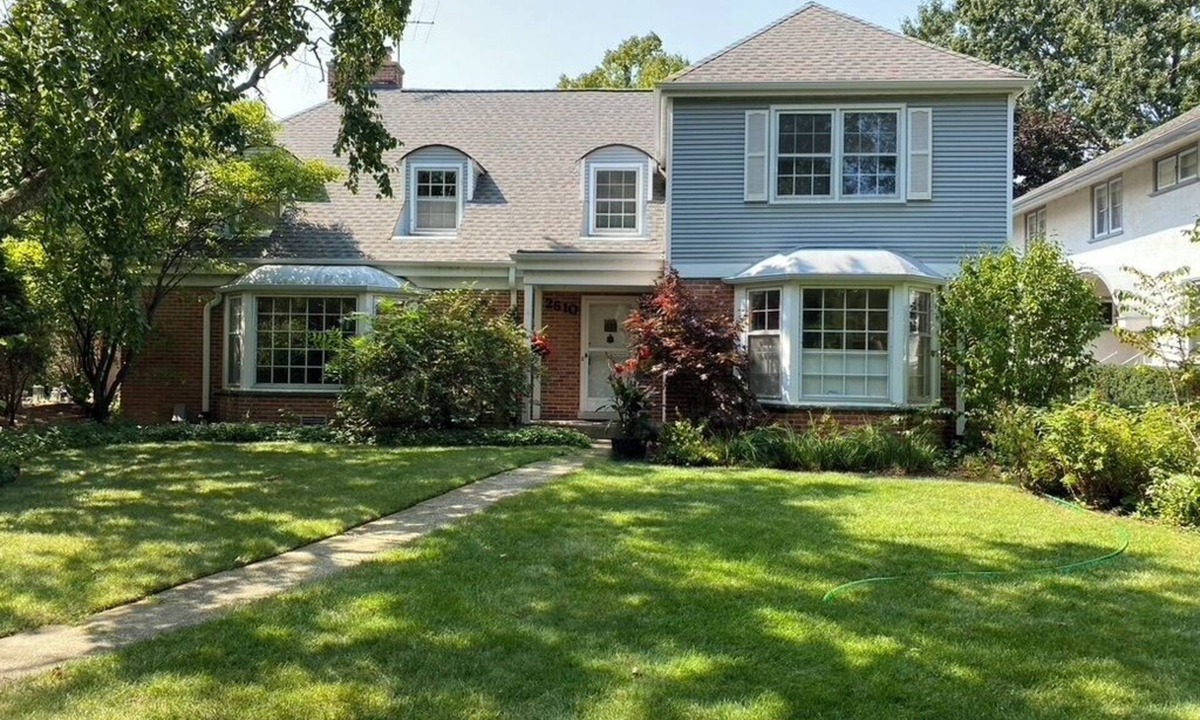 Forestview House | 4BR, 3BA Evanston IL home, great location, super kitchen, Jan-May 2025 monthly.