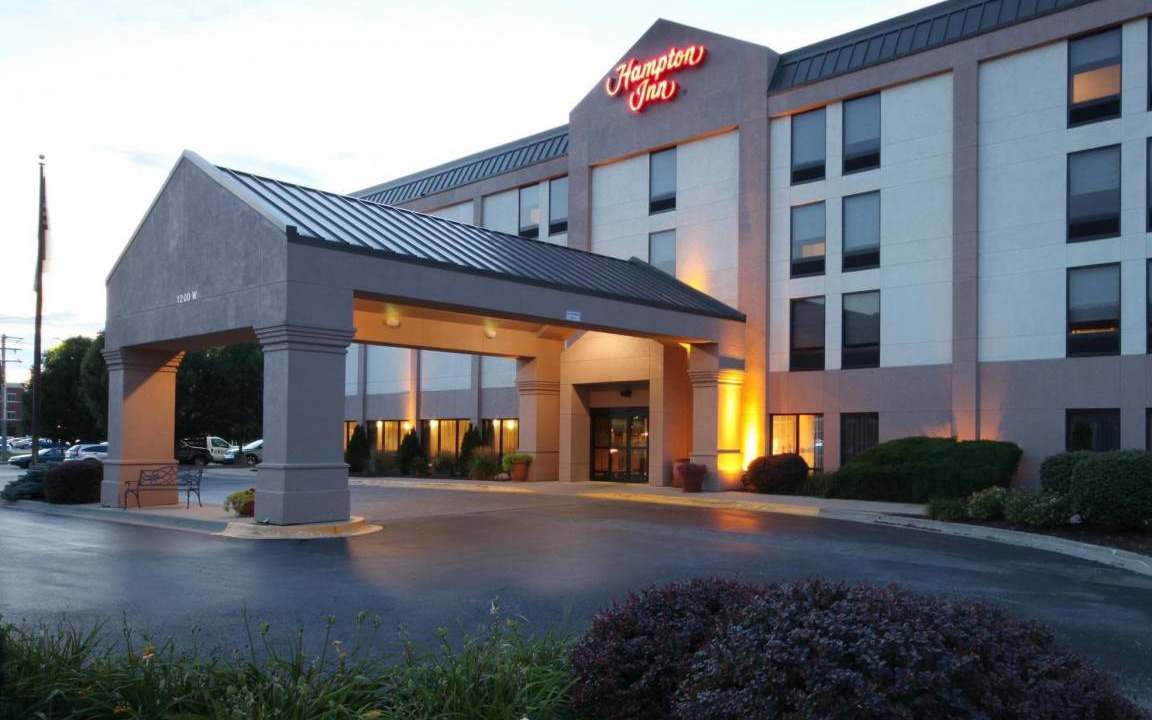 Champaign Hotel | 55 m² Hotel ∙ 2 bedrooms ∙ 127 guests