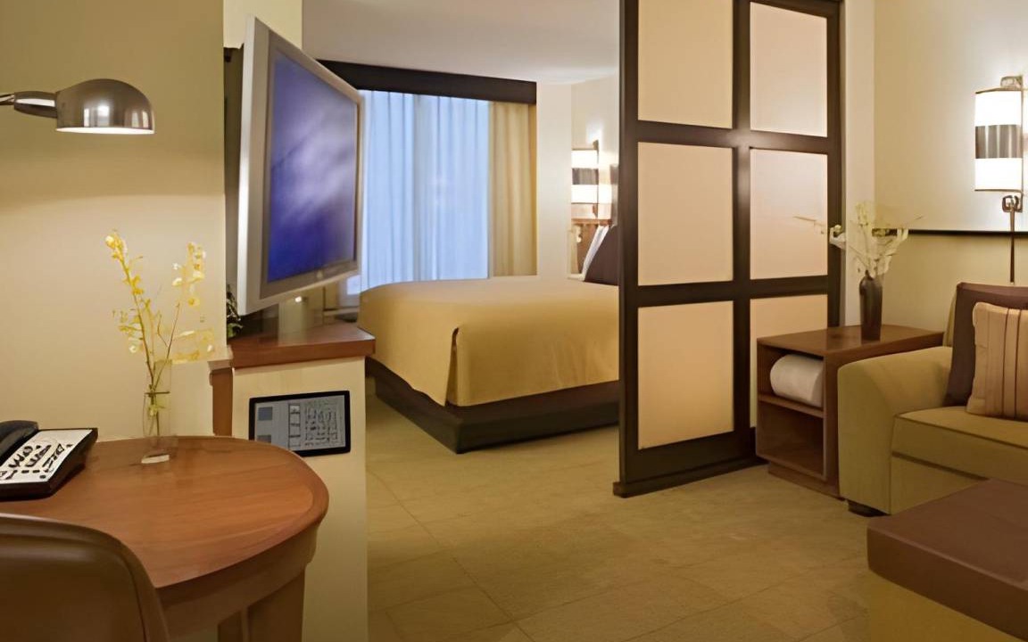 Hyde Park Hotel | 74 m² Hotel ∙ 127 guests