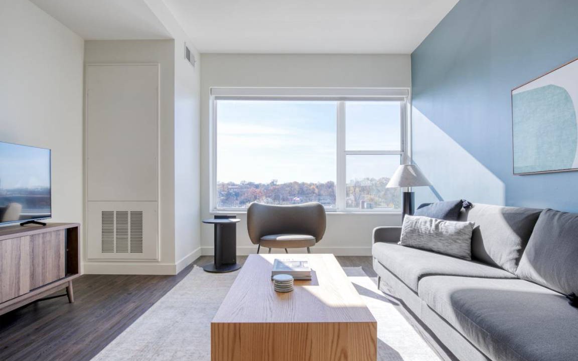 Elmhurst Apartment | 78 m² Apartment ∙ 1 bedroom ∙ 2 guests