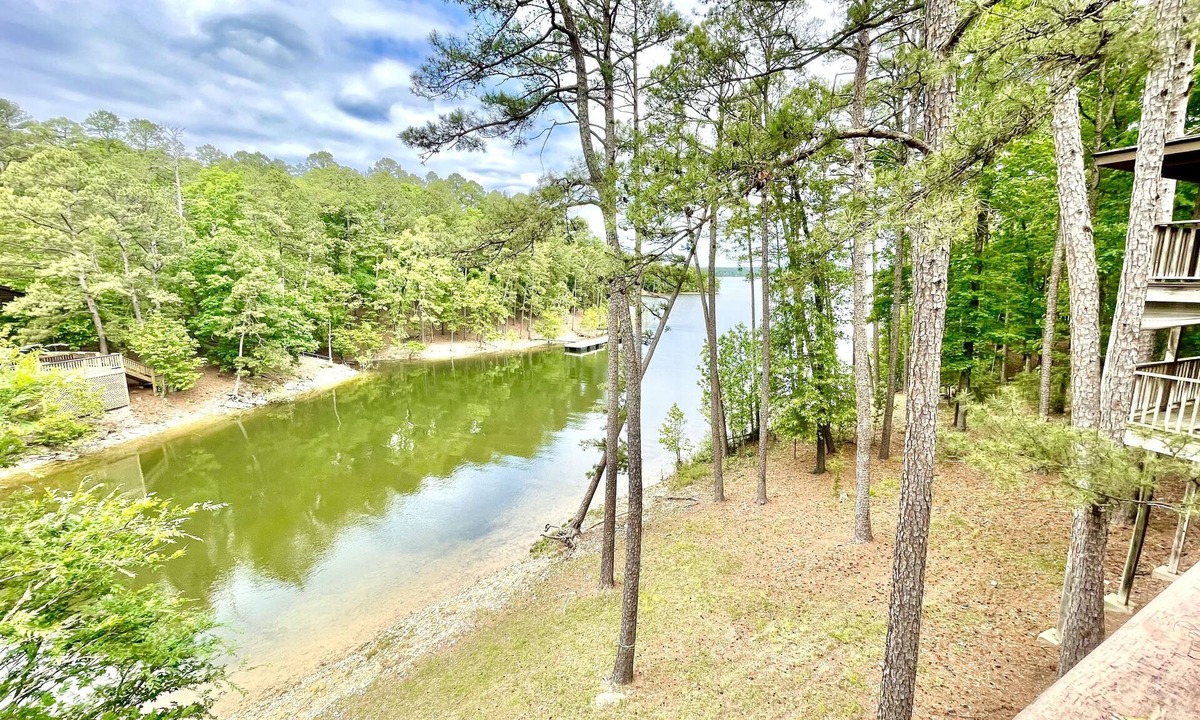 Mount Ida Condo | 80BPD, Four bedroom, two 1/2 bath log-sided condo with lake view , garage by RedAwning