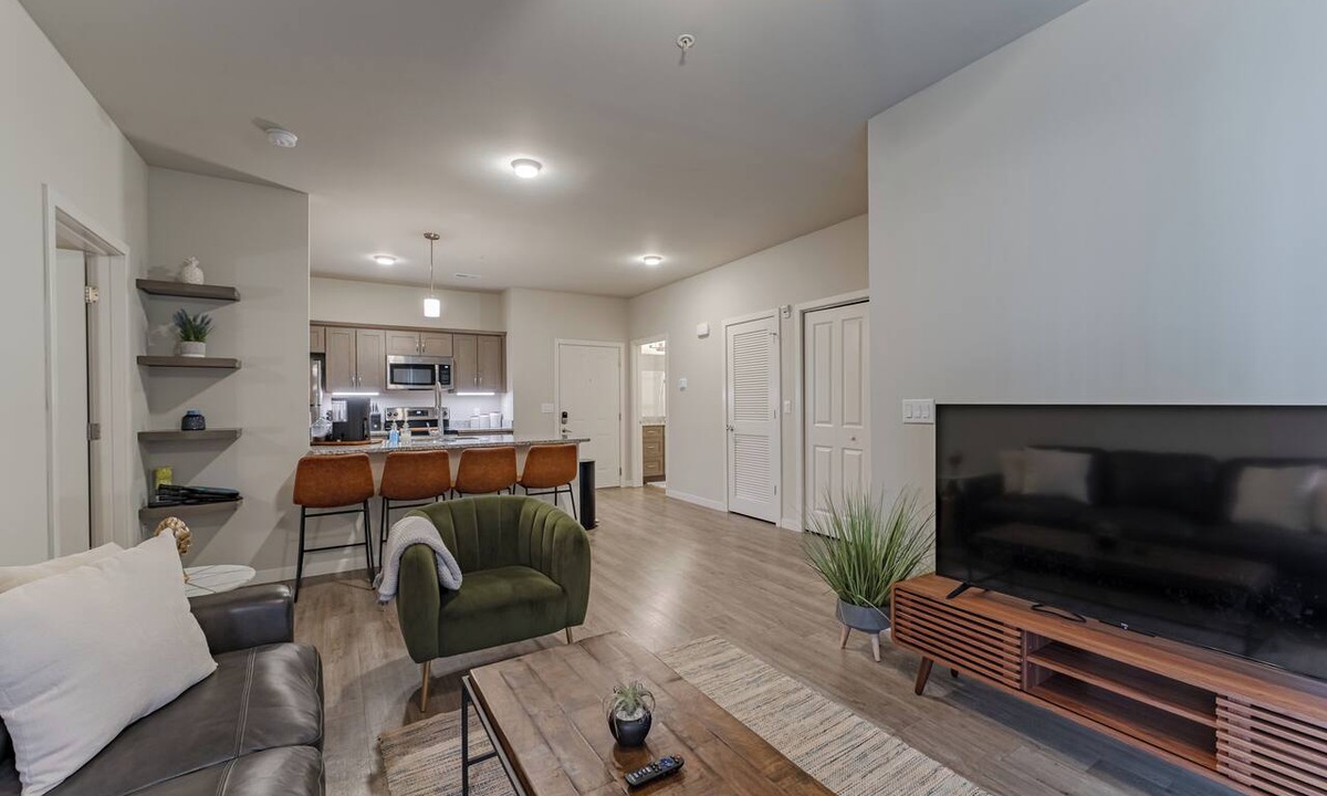 Springfield Apartment | Accessible 1st Floor Apt Near Mercy/Cox/Bass Pro