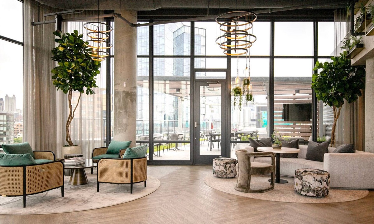 River West Apartment | Airy River West Studio w/Gym & BBQ, steps to Blue Line, by Blueground