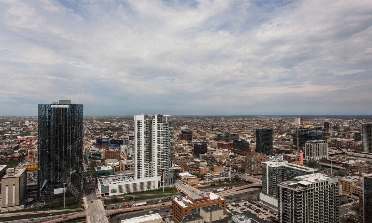 West Loop Gate Apartment | Amazing Location @WestLoop close to #FultonMarket