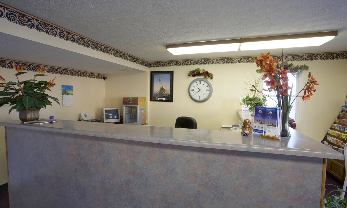 Litchfield Hotel | Americas Best Value Inn Litchfield
