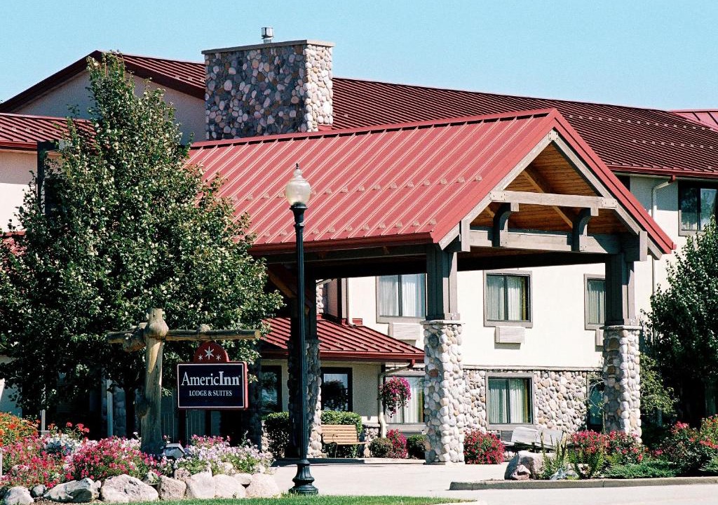 Oswego Hotel | AmericInn by Wyndham Oswego