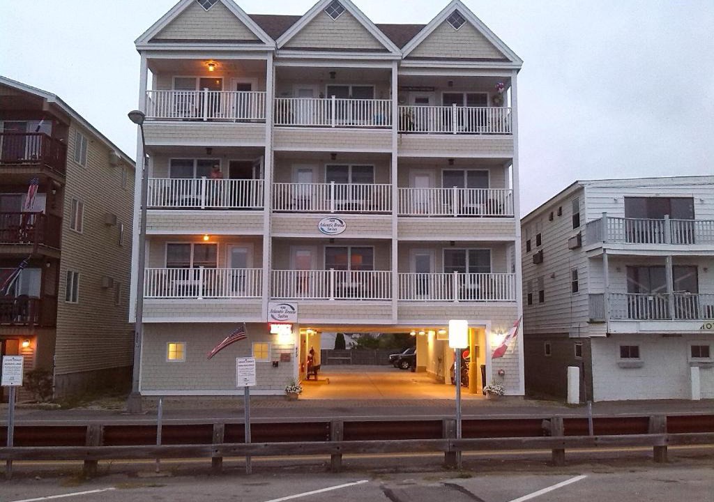 Hampton Hotel | Atlantic Breeze Suites
