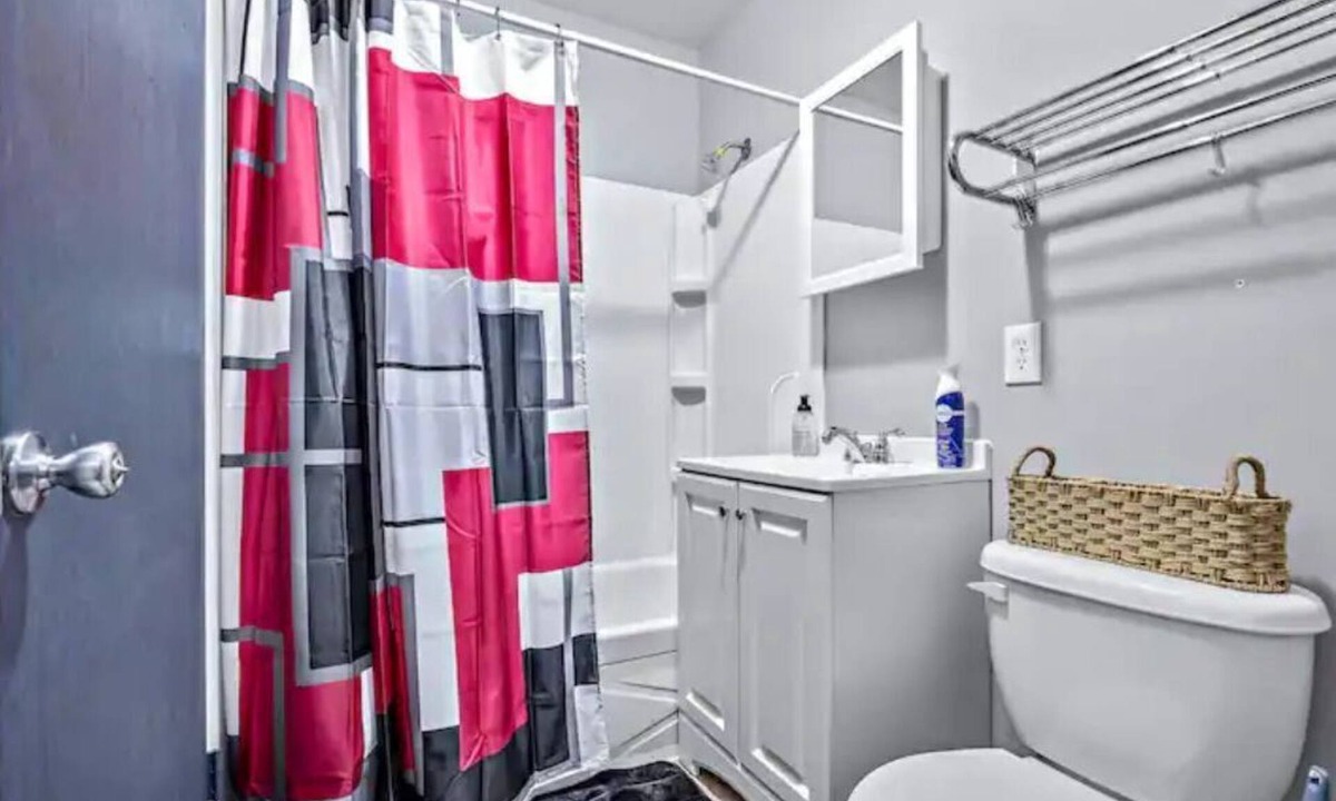 Aurora Apartment | Aurora Gem: Cozy Studio, near Downtown Aurora