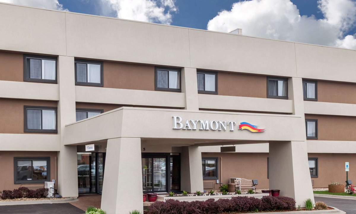 Glenview Hotel | Baymont by Wyndham Glenview