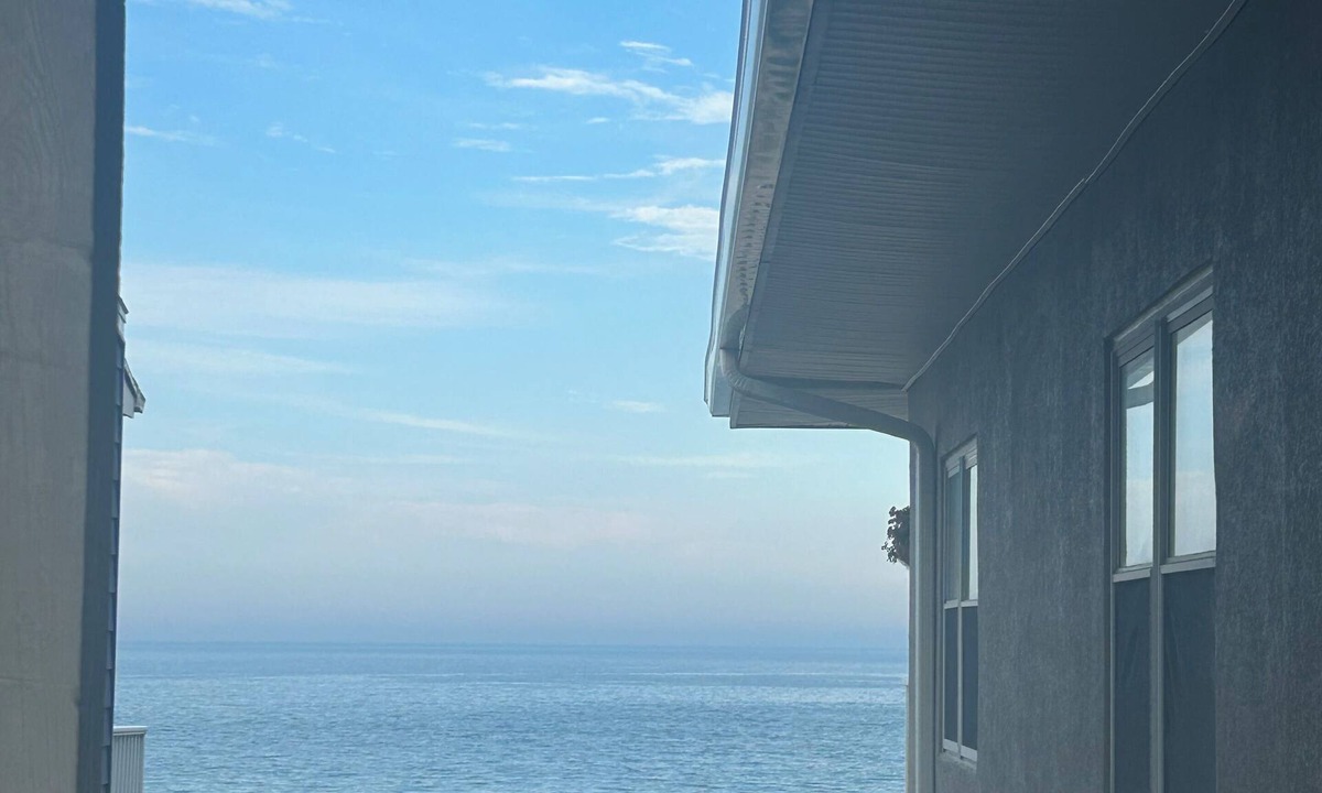 Rehoboth by the Sea Condo | Beachfront Condo with Ocean view