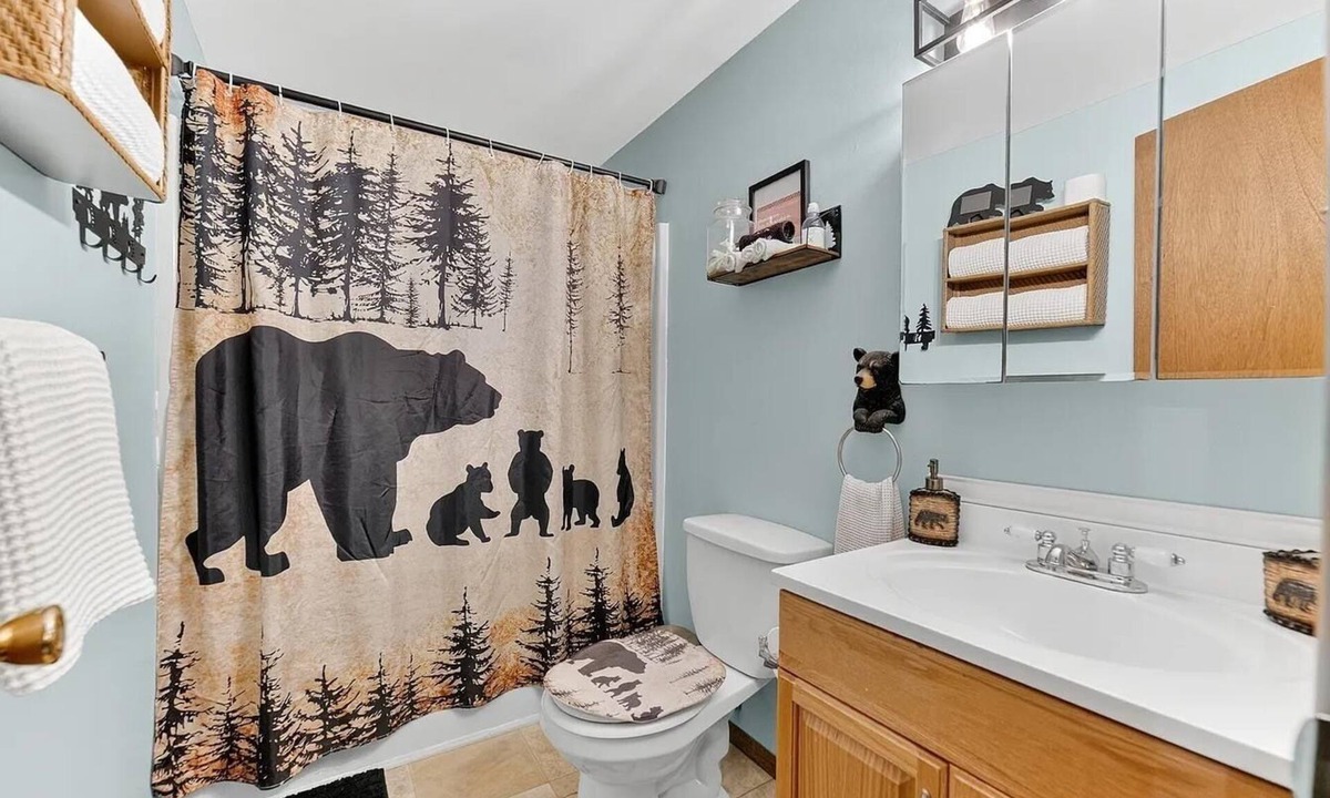 Hamlin Cabin | Bear Cabin Hideout