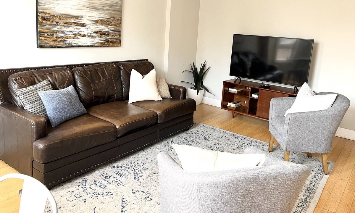 River North House | Best location downtown - River North near Mag Mile