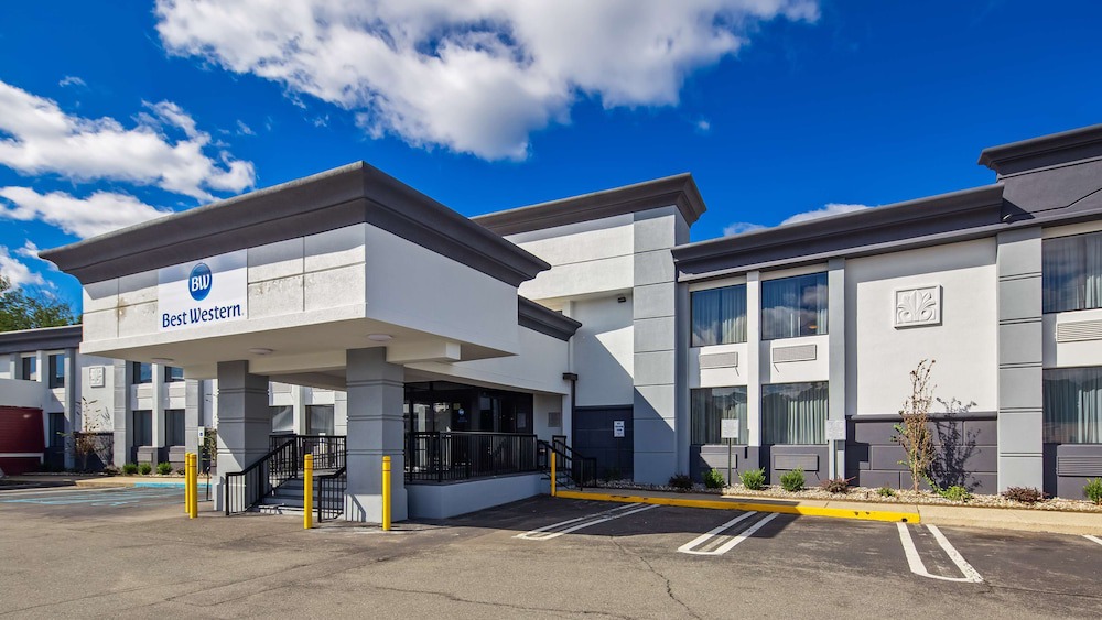 Paramus Hotel | Best Western Paramus Hotel & Suites