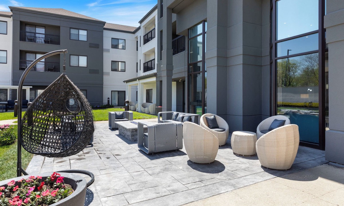 West Dundee Hotel | Best Western Plus Elgin - Chicago