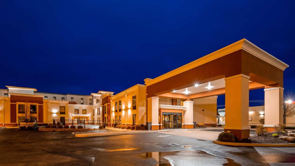 Parkway Hotel | Alton