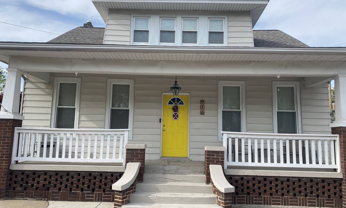 Alton House | Big enough for the entire family, multiple families or a group of friends!