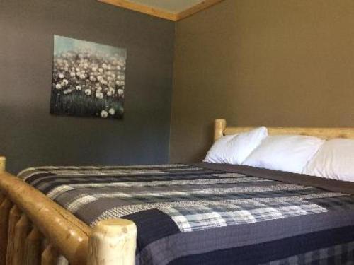 Horse Inn | Lewistown