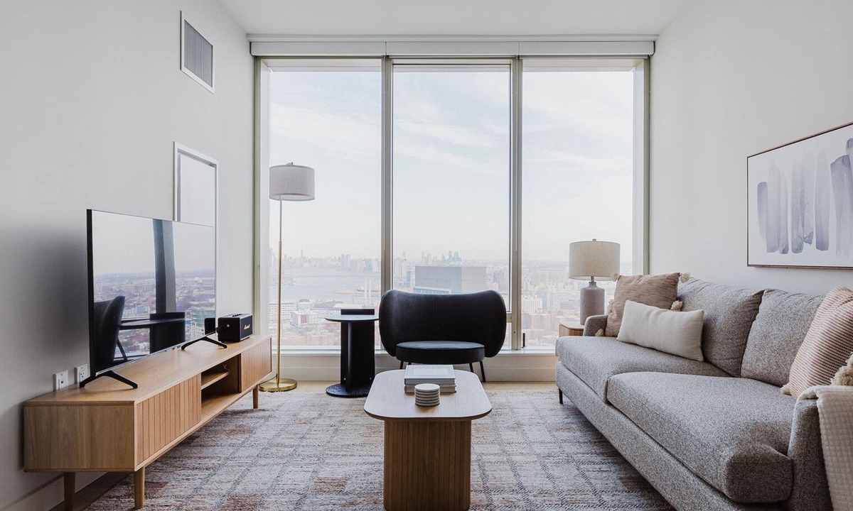 Downtown Brooklyn Apartment | Blueground | Downtown BK, gym & w/d, nr BAM
