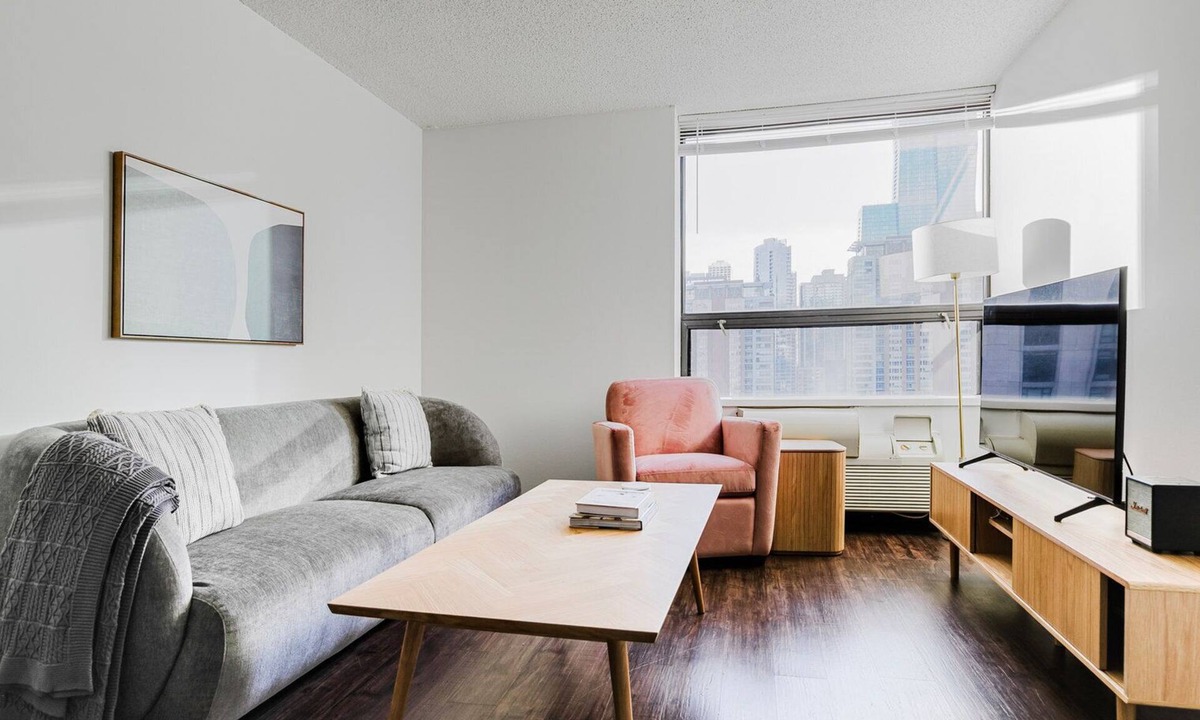 Streeterville Apartment | Blueground | Streeterville, pool & gym, nr pier