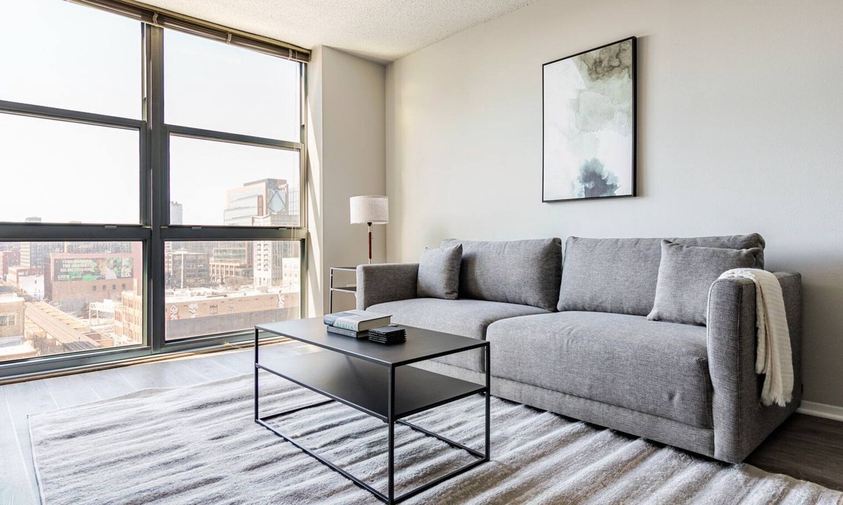 West Loop Apartment | Blueground | West Loop, gym & bbq, nr Willis Tower