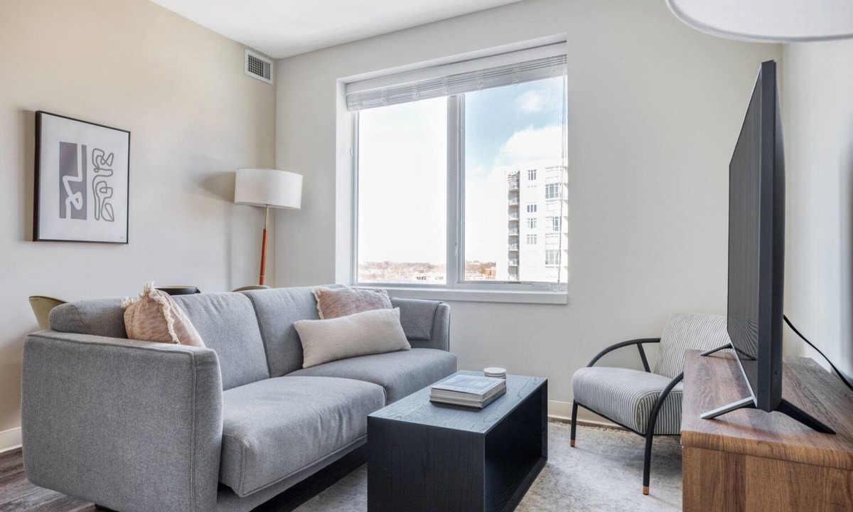 Edgewater Apartment | Bright Edgewater 2BR w/Gym & Lounge, nr Red Line, by Blueground