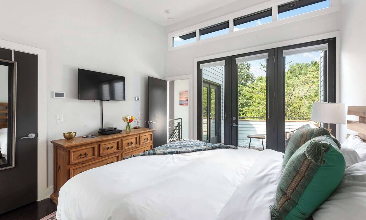 Poncey-Highland House | CA Dreaming