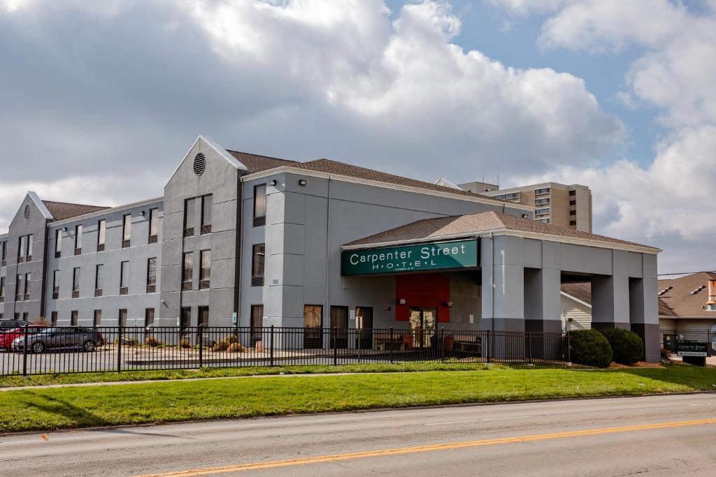 Springfield Hotel | Carpenter Street Hotel