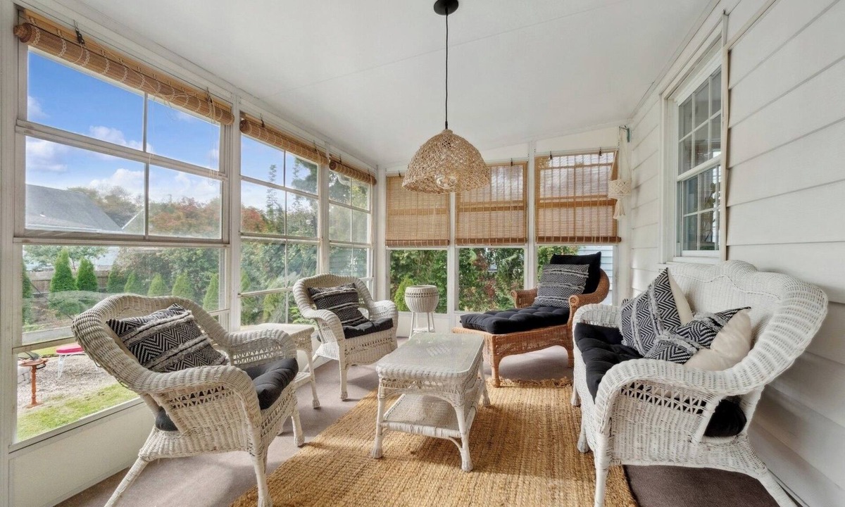 Fishkill Cottage | Charming 2-bedroom cottage in the Hudson Valley, close to Beacon