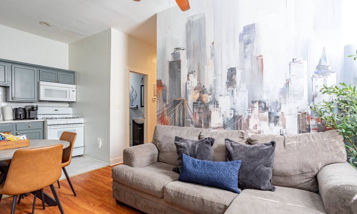 Constable Hook Apartment | Charming 2BR-1BA-6 Beds | NYC | MetLife 15 min