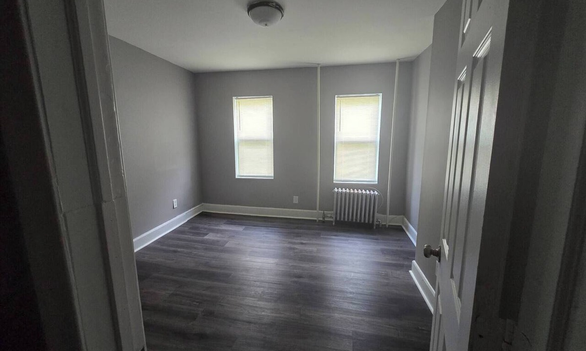 Camden House | Charming 6 Bed& 3bath Home Near Philadelphia