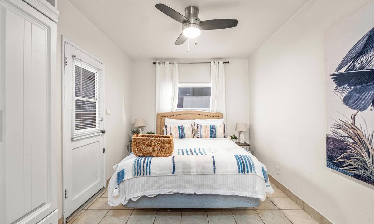 Hermosa Beach Apartment | Charming Beachside Apt with Laundry, Steps to Shore!