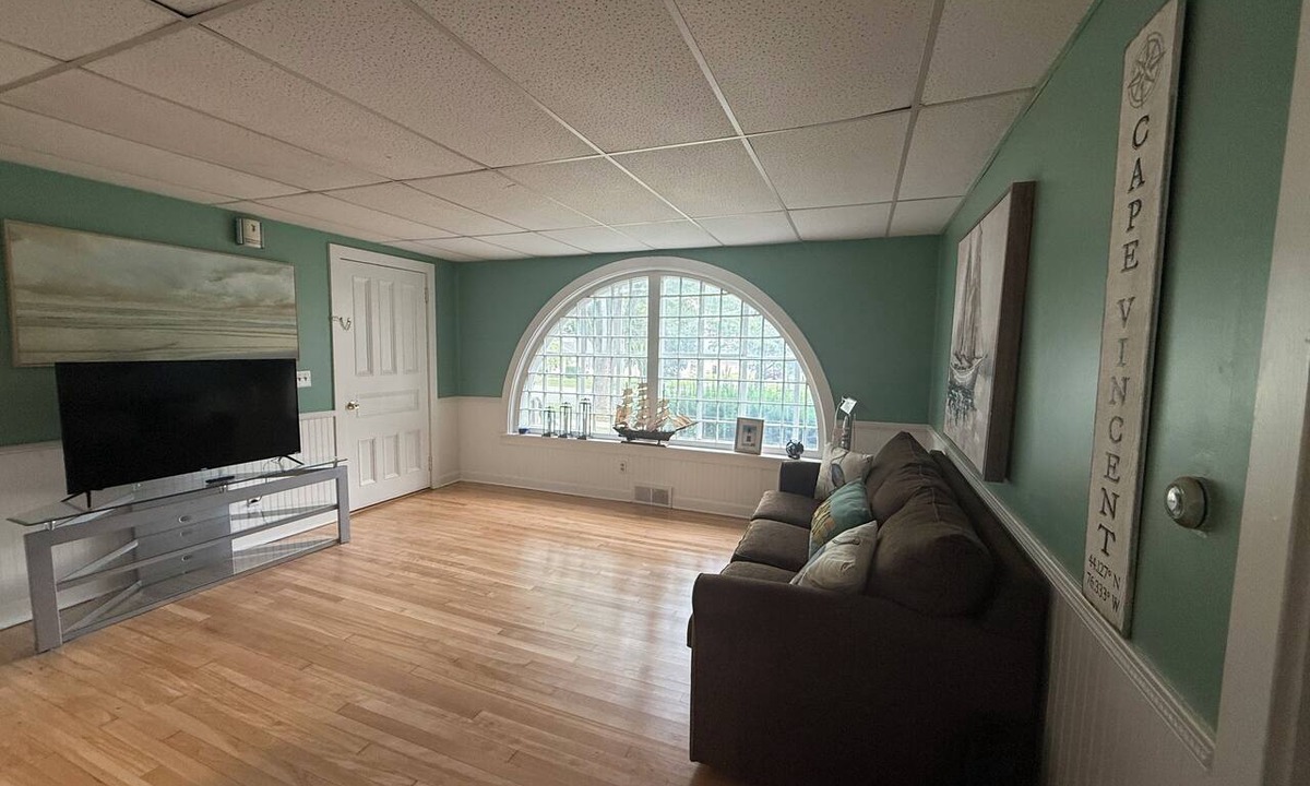 Cape Vincent Apartment | Charming Cape Vincent Village Apartment perfect for relaxing