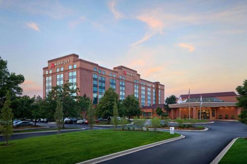 Wells Apartments St Chicago | Hoffman Estates