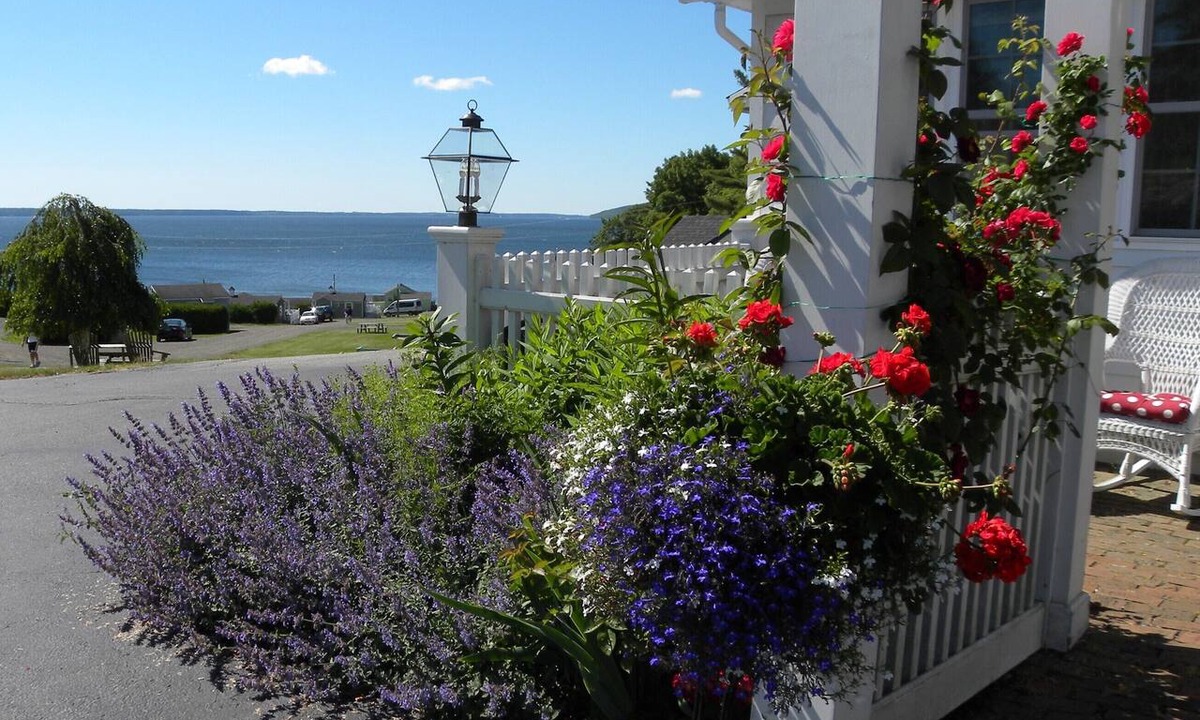 Belfast Hotel | Colonial Gables Oceanfront Village