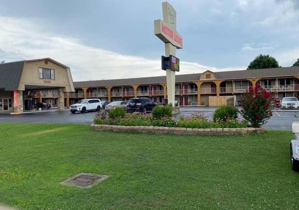 Pigeon Forge Hotel | Conner Hill Motor Lodge