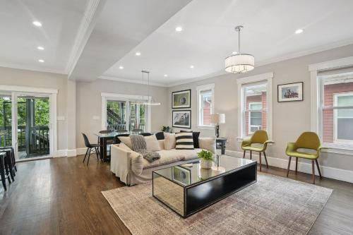 Dorchester House | Contemporary Boston Duplex Near the T